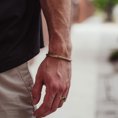 Gold Franco link bracelets featuring a classic, intricate chain design for a sleek and elegant look-4