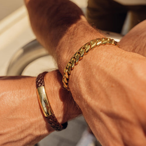 Miami Cuban link bracelet with a 10mm width, featuring a bold, heavy-duty design for a strong and stylish look